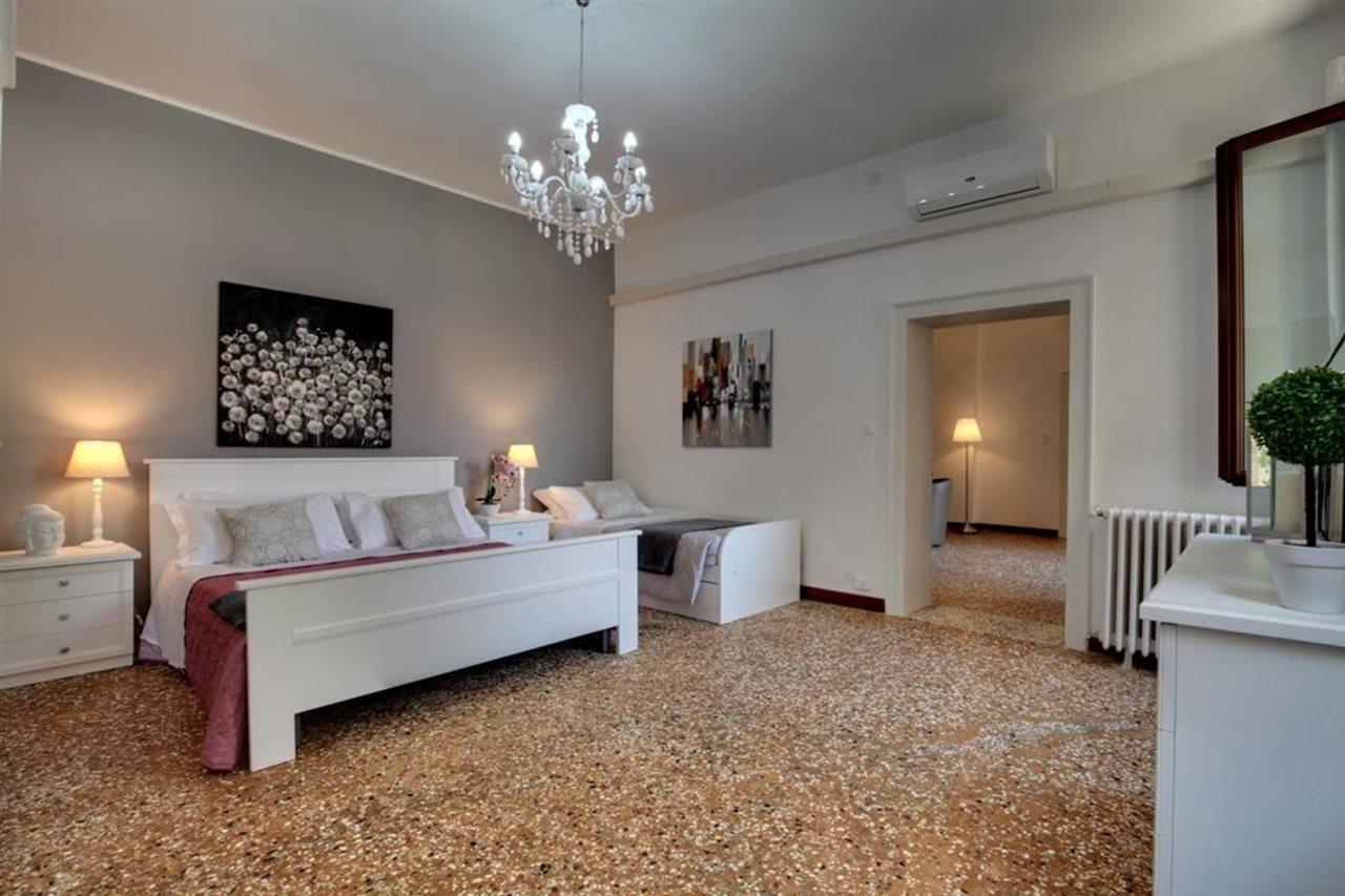 Accademia Opera Deluxe Venezia